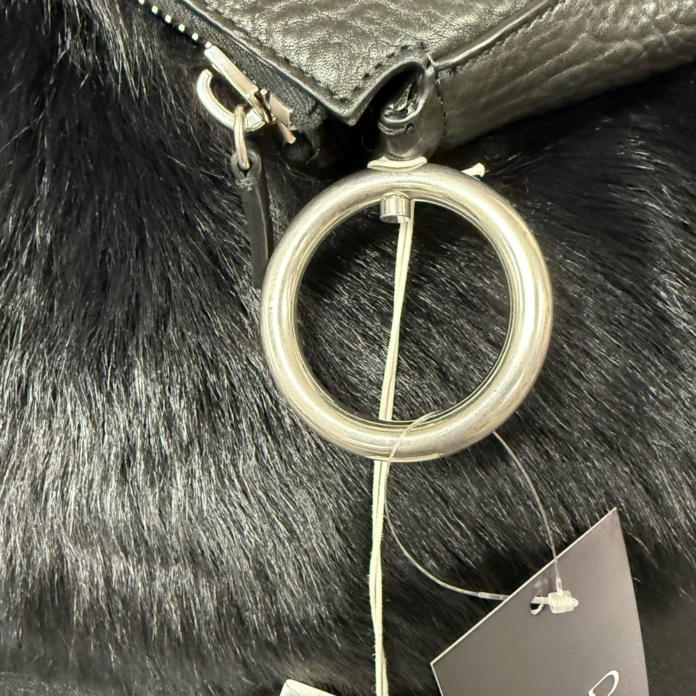 Burberry night bag, brand new with tags - Picture 2 of 14